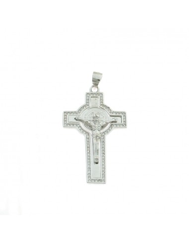 Ciondolo croce placcato oro bianco con cristo e cornice di zirconi in argento 925