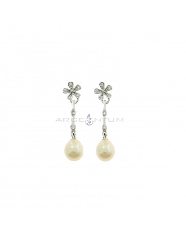 Pendant earrings with white zircon flower attachment, rigid segment with onion light points and oval pearl, white gold plated in 925 silver