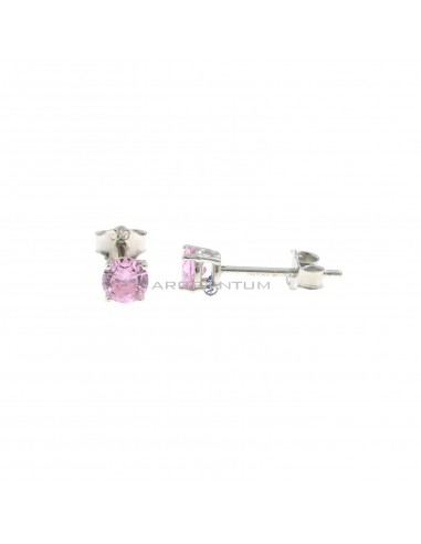 Point of light earrings with 4-prong pink zircon of 4 mm on a white gold plated base in 925 silver