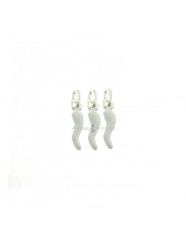 Ciondoli corni 4x13 mm smaltati bianchi in argento 925 (3 pz.)