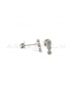 Trilogy lobe earrings with white zircons with white gold plated dotted joints in white 925 silver