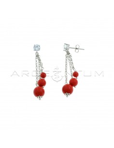 Pendant earrings with white point of light attachment and segments of diamond-coated rolò chain with white gold plated coral paste spheres in 925 silver