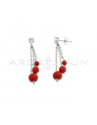 Pendant earrings with white point of light attachment and segments of diamond-coated rolò chain with white gold plated coral paste spheres in 925 silver