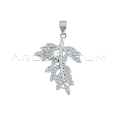 Ciondolo foglia zirconata bianca con stelo lucido placcato oro bianco in argento 925