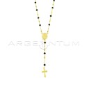Collana rosario a Y placcato oro giallo con swarovski neri e pepite quadrate da 3,5 mm e croce accoppiata e sagomata in argento 