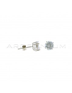Point of light earrings with 7 mm white zircon with 4 claws on a white gold plated base in 925 silver