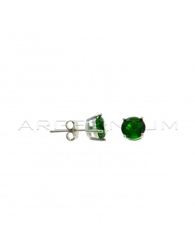 Point of light earrings with 7 mm green zircon with 4 claws, white gold plated in 925 silver