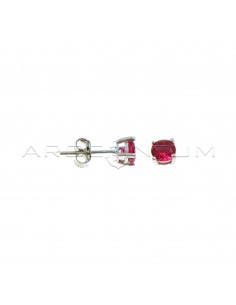 Point of light earrings with 5 mm red zircon with 4 claws, white gold plated in 925 silver