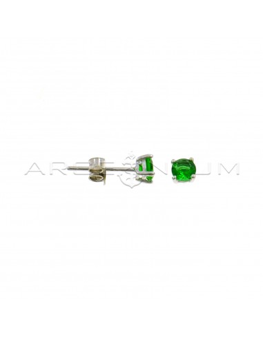 Point of light earrings with 4-pronged green zircon 4 mm white gold plated in 925 silver