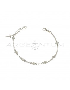 Rolo mesh bracelet with diamond plate rhombuses and white gold plated cross pendant in 925 silver