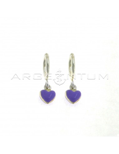 Tubular hoop earrings with purple enameled heart pendant and bridge clasp in 925 silver