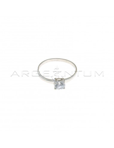Solitaire ring with 5 mm white zircon plated white gold in 925 silver (Size 10)