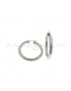Tubular circle earrings ø 50 mm with white gold plated bridge clasp in 925 silver