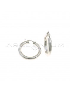 Tubular circle earrings ø 40 mm with white gold plated bridge clasp in 925 silver