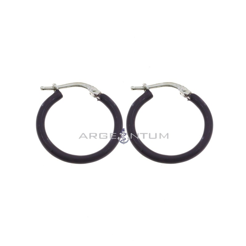 White gold-plated hoop earrings with purple enamel snap closure in 925 silver