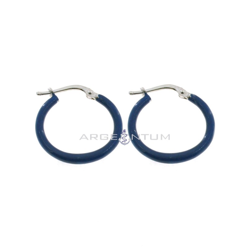 White gold plated hoop earrings with blue enameled snap closure in 925 silver