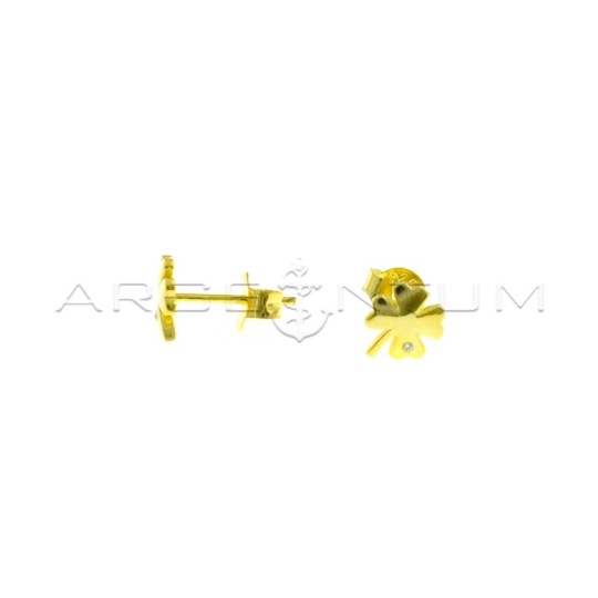 Orecchini al lobo quadrifoglio con punto luce bianco placcati oro giallo in argento 925