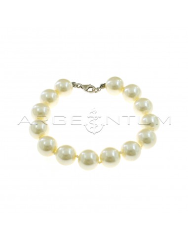 Bracelet of ø 12 mm pearls strung in...