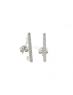 White gold-plated triangular lobe earrings with white gold plated snap attachment in 925 silver