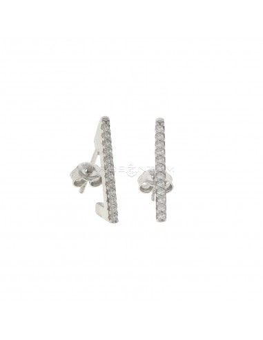 White gold-plated triangular lobe earrings with white gold plated snap attachment in 925 silver
