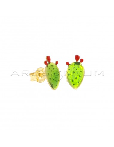 Prickly pear lobe earrings in green...