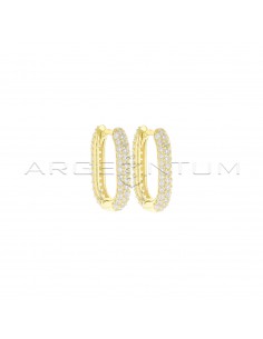 Orecchini rettangolari zirconati bianchi a canna tubolare con chiusura a scattino placcati oro giallo in argento 925