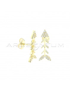 Orecchini a lobo freccia con punta e coda zirconate bianche placcati oro giallo in argento 925