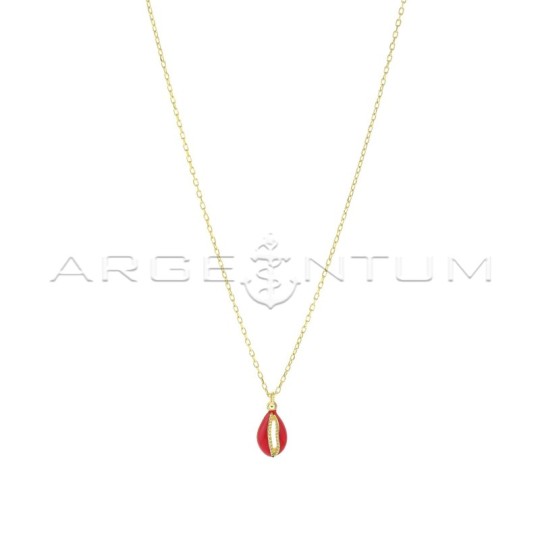 Collana maglia forzatina con ciondolo conchiglia bombata, incisa, traforata e smaltata rossa placcata oro giallo in argento 925