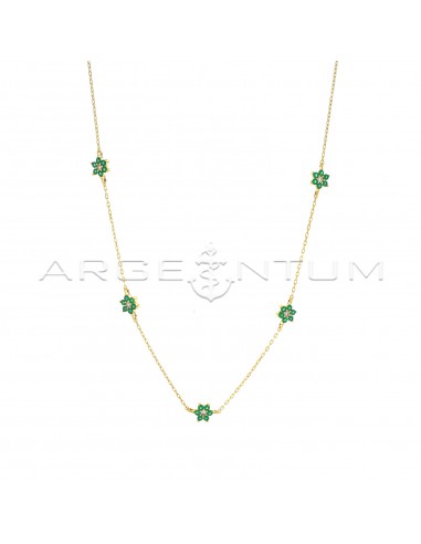 Forced mesh necklace with green...
