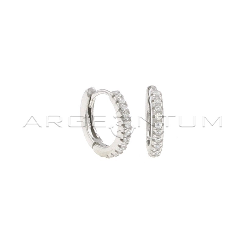 White gold-plated hoop earrings ø 10 mm with white gold plated snap closure in 925 silver