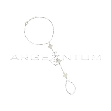 Hand-kissed bracelet with diamond-cut rolò mesh with white gold-plated plate shamrocks in 925 silver