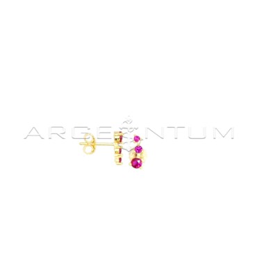 Lobe earrings with red degradé zircons plated yellow gold in 925 silver