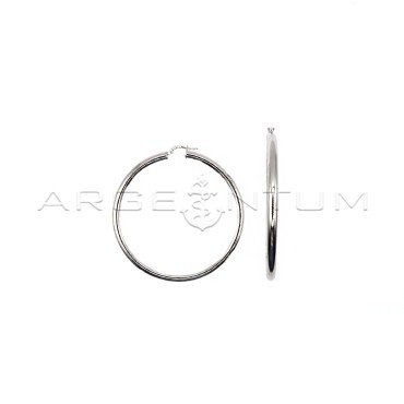 Orecchini a cerchio interno 54 mm canna 4 con chiusura a scattino placcati oro bianco in argento 925