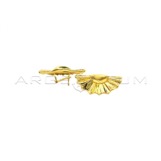 Orecchini a lobo elettroformati mezzo ventaglio con chiusura perno e clip placcato oro giallo in argento 925