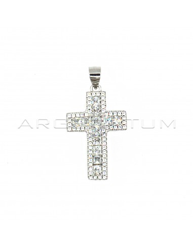 Cross pendant with carrè cut white...