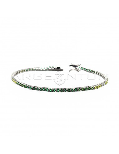 Degradé bracelet in the tone of green...