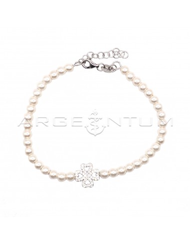 Pearl bracelet with central four-leaf...