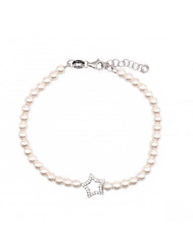 Pearl bracelet with central star...