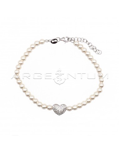 Pearl bracelet with central pavé...