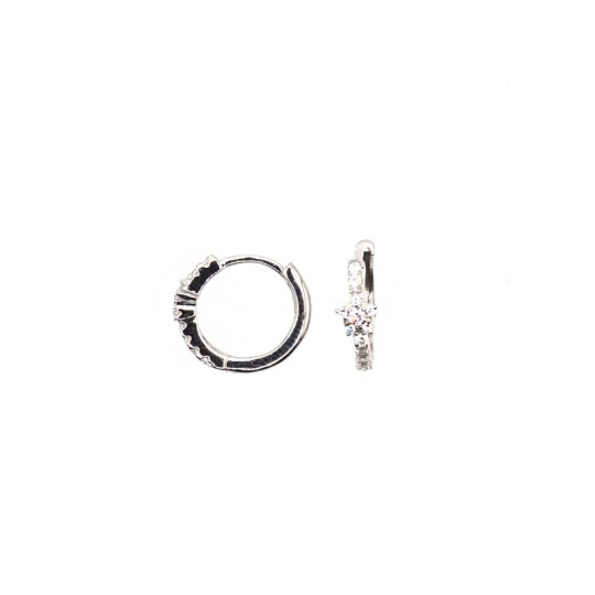 Orecchini a cerchio con chiusura a scattino semi zirconato bianco con stella centrale zirconata bianca placcato oro bianco in ar