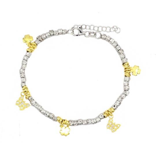 Bracciale con pepite martellate placcate oro bianco, rondelle e ciondoli quadrifoglio accoppiato e farfalle a pavé di zirconi bi