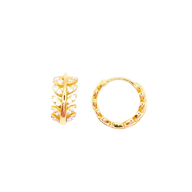 Orecchini cerchio con chiusura a scattino foglie zirconate bianche placcati oro giallo in argento 925