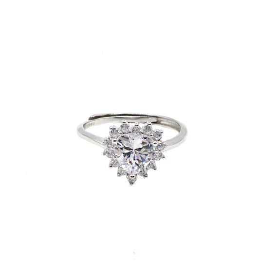 Anello regolabile con cuore di zircone bianco in cornice di zirconi bianchi placcato oro bianco in argento 925