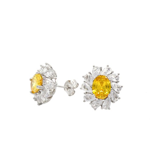 Orecchini al lobo zircone giallo ovale in cornice di zirconi bianchi a spola placcati oro bianco in argento 925