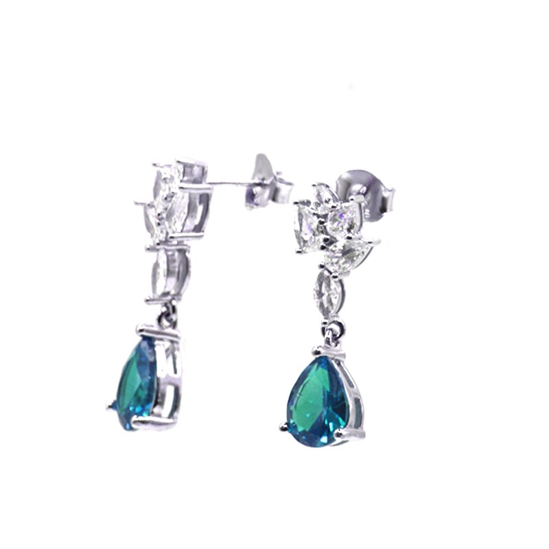 Orecchini pendenti con spole di zirconi bianchi e goccia azzurra placcati oro bianco in argento 925