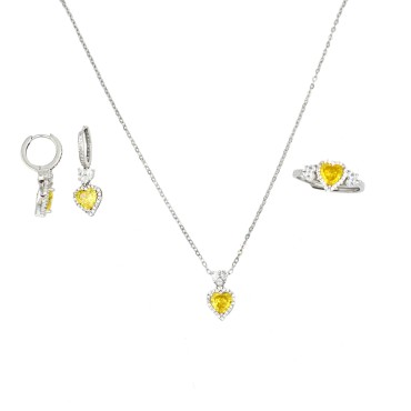 Completo collana,anello e coppia di orecchini a cerchio cuore giallo in cornice di zirconi bianchi e cuore a spole in argento925