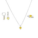 Completo collana,anello e coppia di orecchini a cerchio cuore giallo in cornice di zirconi bianchi e cuore a spole in argento925