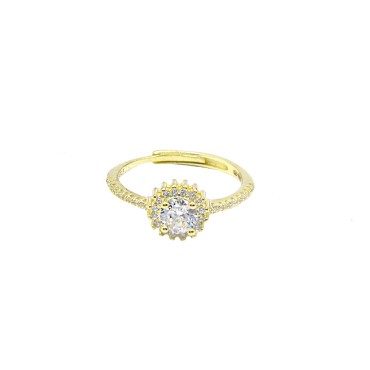 Anello regolabile mezza vera con tondo centrale zircone bianco in cornice di zirconi bianchi placcato oro giallo.in argento925