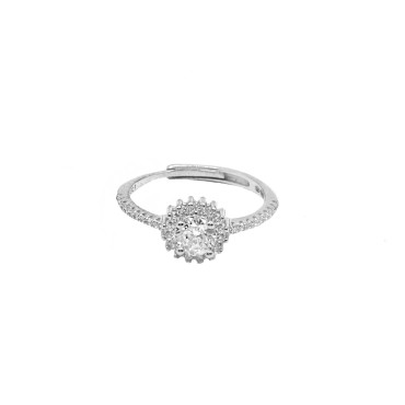 Anello regolabile mezza vera con tondo centrale zircone bianco in cornice di zirconi bianchi placcato oro bianco.in arg