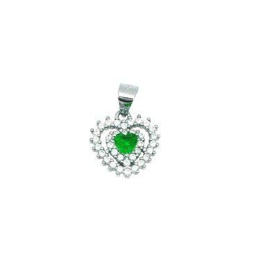 Ciondolo con zircone a cuore verde in doppia cornice di zirconi bianchi placcato oro bianco in argento925